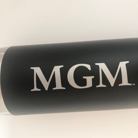 MGM Logo employee hydro Bottle - Picture 4 of 7